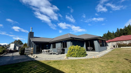 2-7 Keats Place