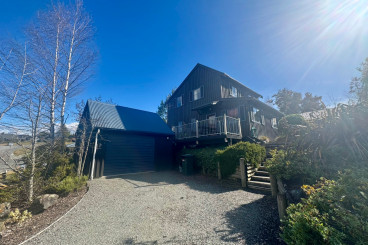 30 St James Avenue