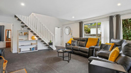 51 Conical Hill Road