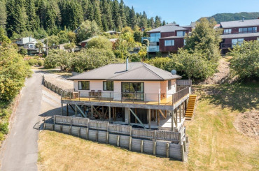 50 Alpine Avenue