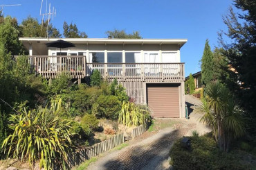 9 Alpine Avenue