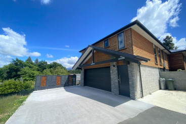 3/7 Oakview Close
