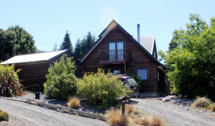26 Caverhill Close