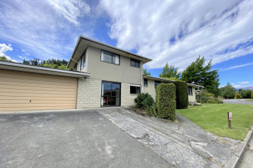 66 Conical Hill Road