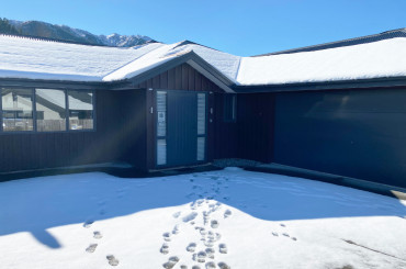 32 Rutherford Crescent
